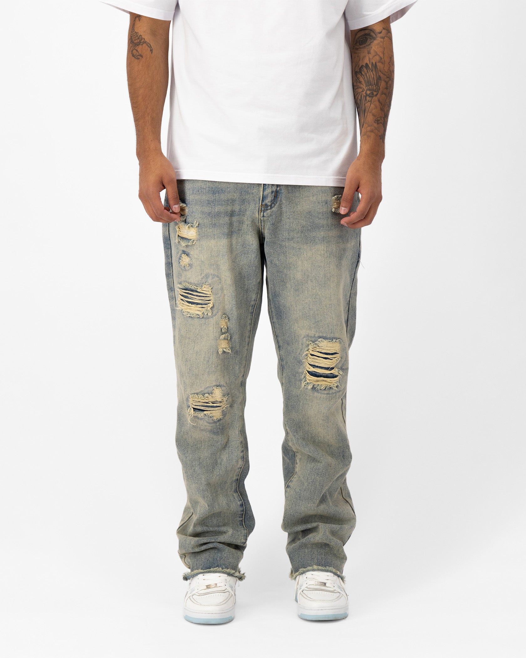 DISTRESSED DENIM | Blau