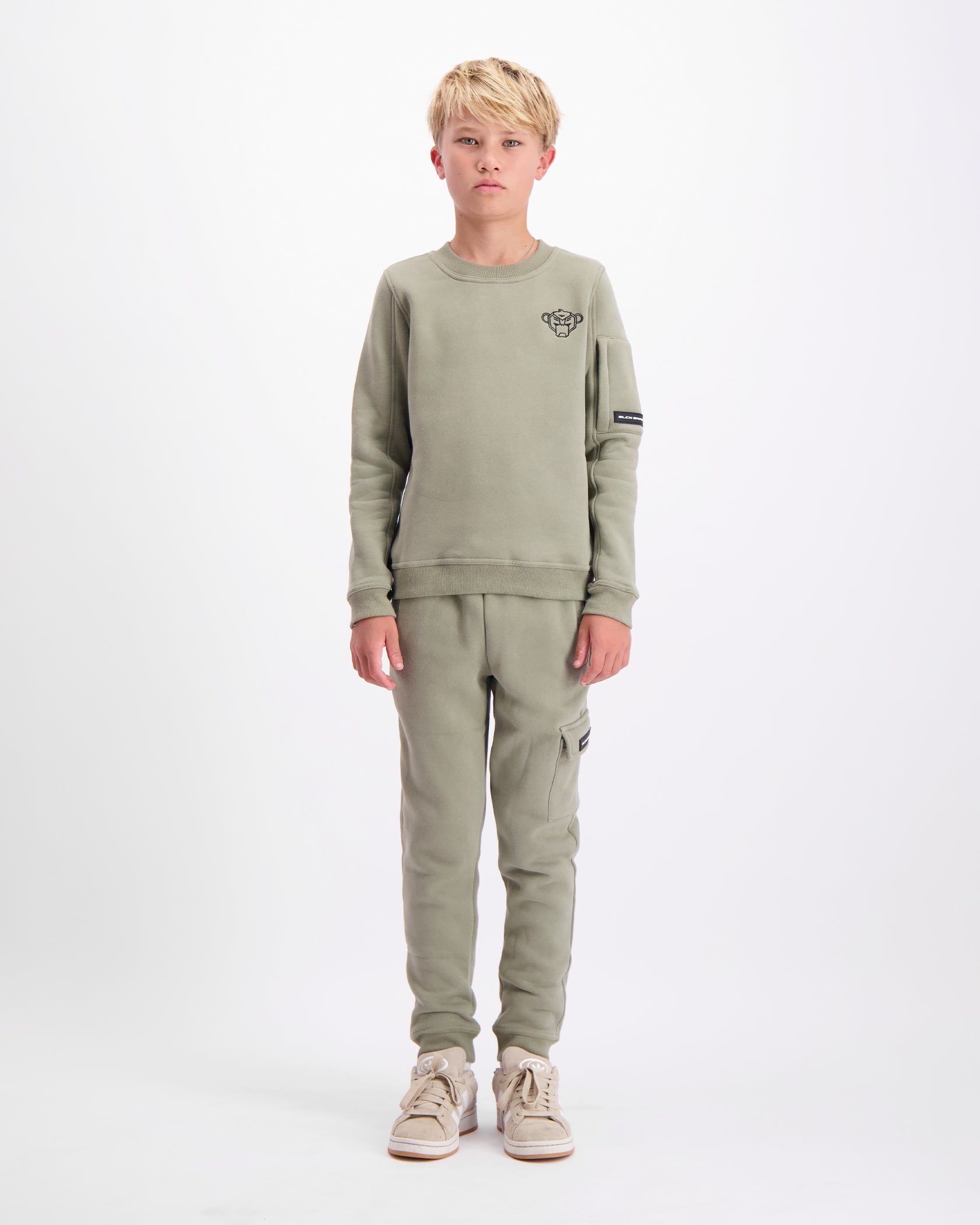 KIDS PLATE SWEATER SET | Grün