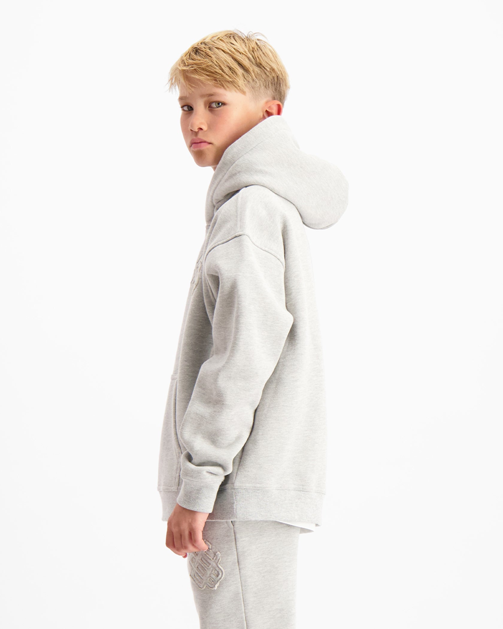 KIDS RIPPED MONOGRAM HOODIE | Grau