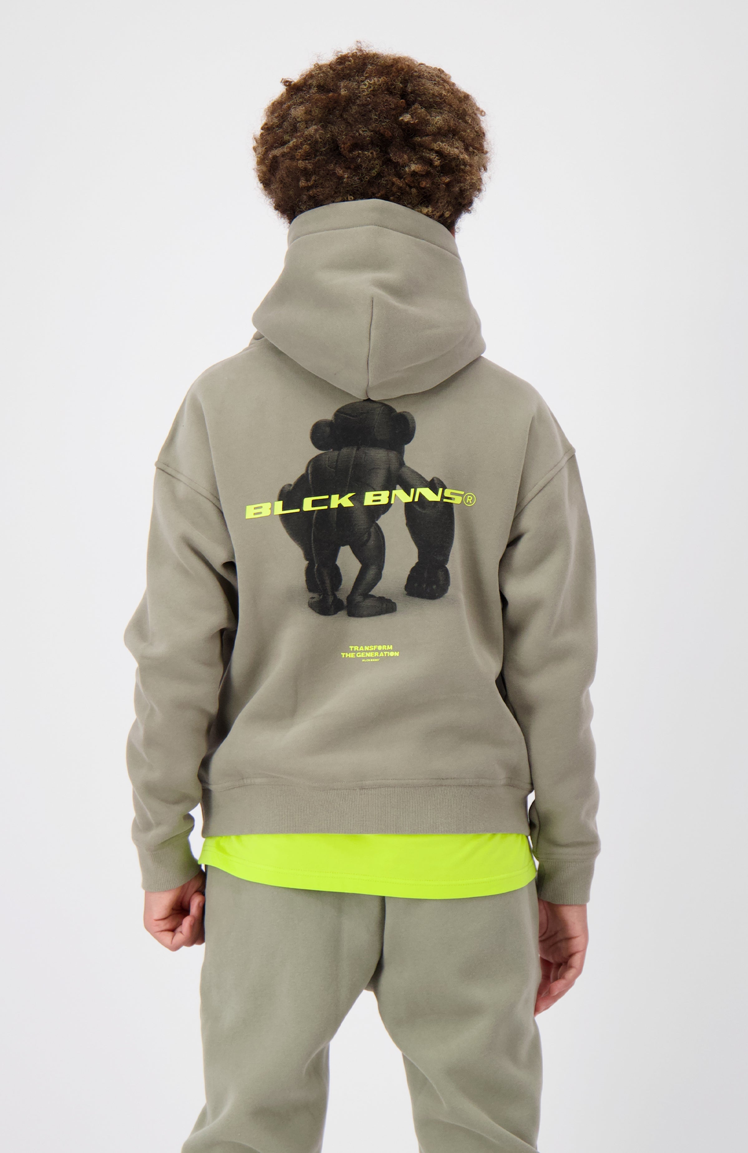 //blackbananas.com/cdn/shop/files/3D_CONVOY_HOODIE_2.224.2.18-8-TOP_09_{width}x.jpg?v=1723638496