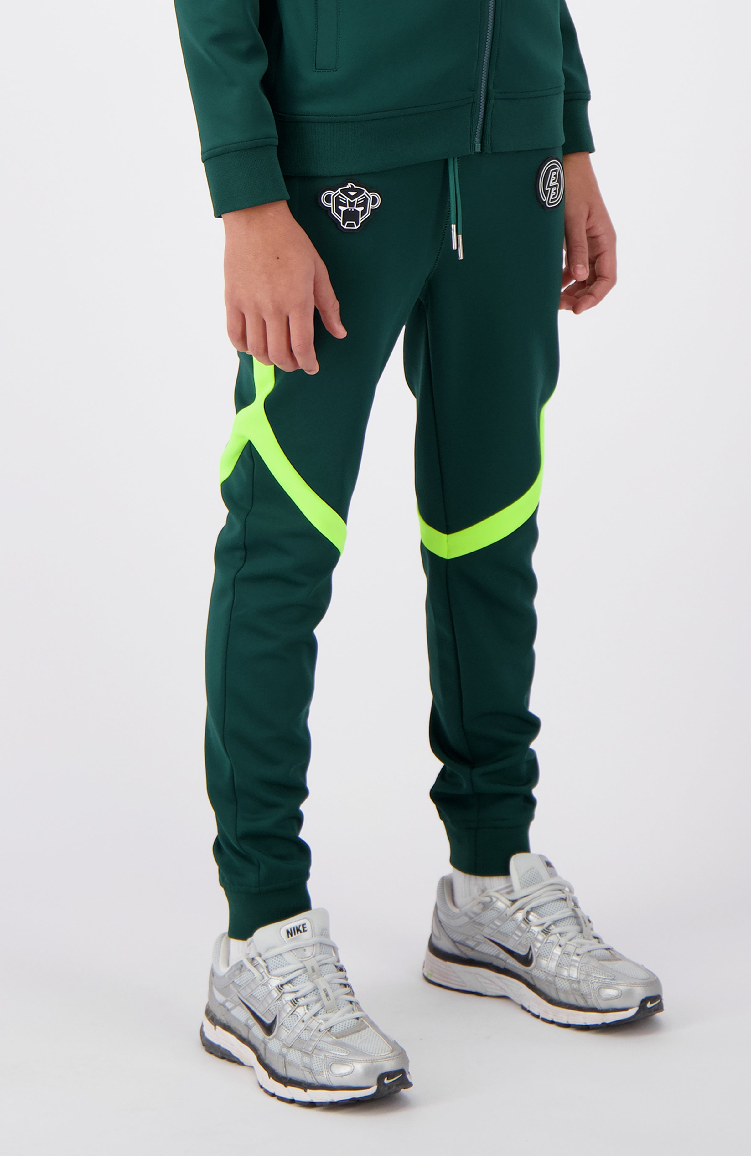 JR. COMPOUND TRACKPANTS | Tannengrün