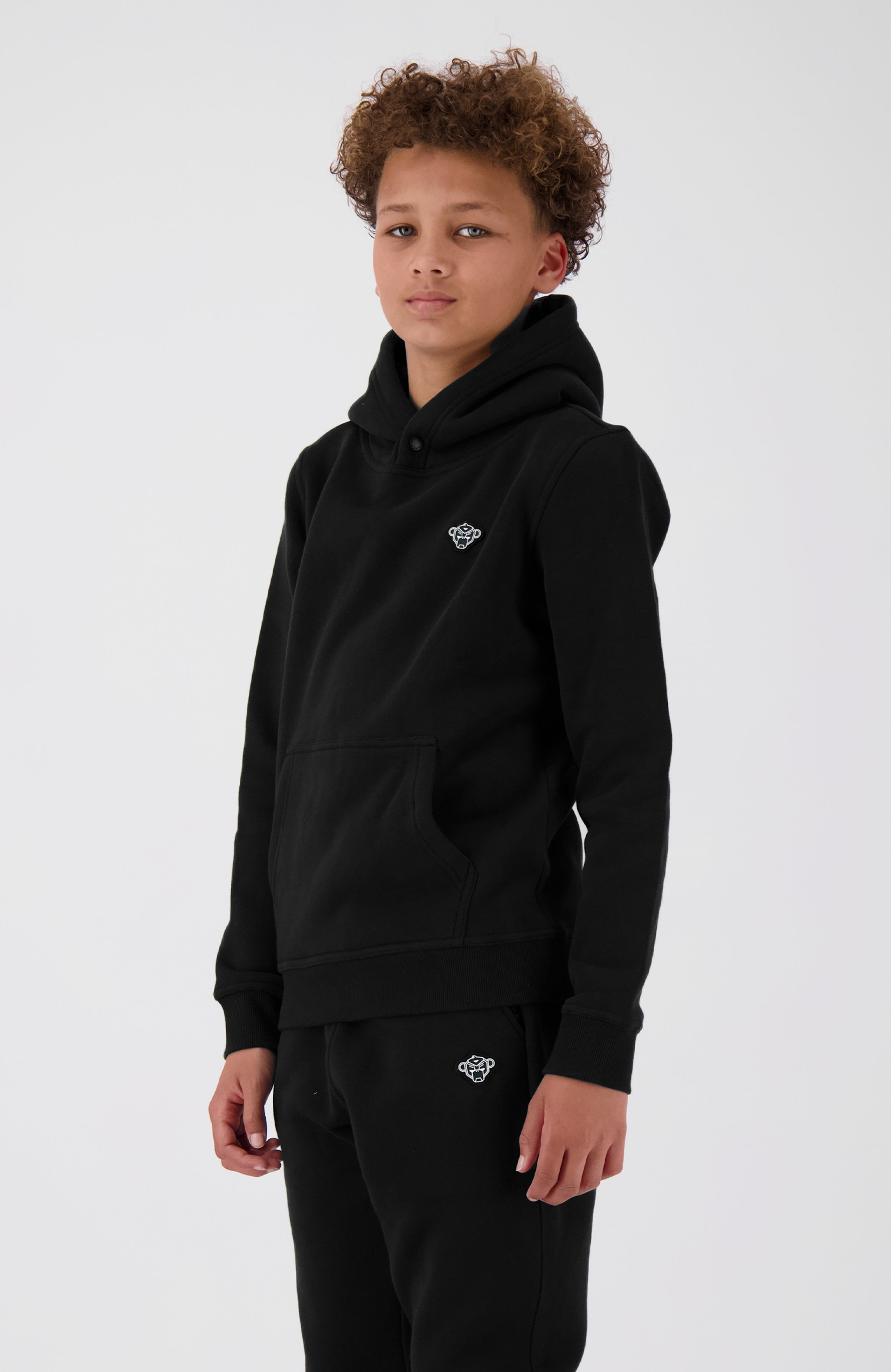 //blackbananas.com/cdn/shop/files/CRUISE_HOODIE_2.224.2.15-000000-TOP-01_{width}x.jpg?v=1729243665