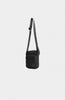 JR. ESSENTIAL SHOULDER BAG | Schwarz