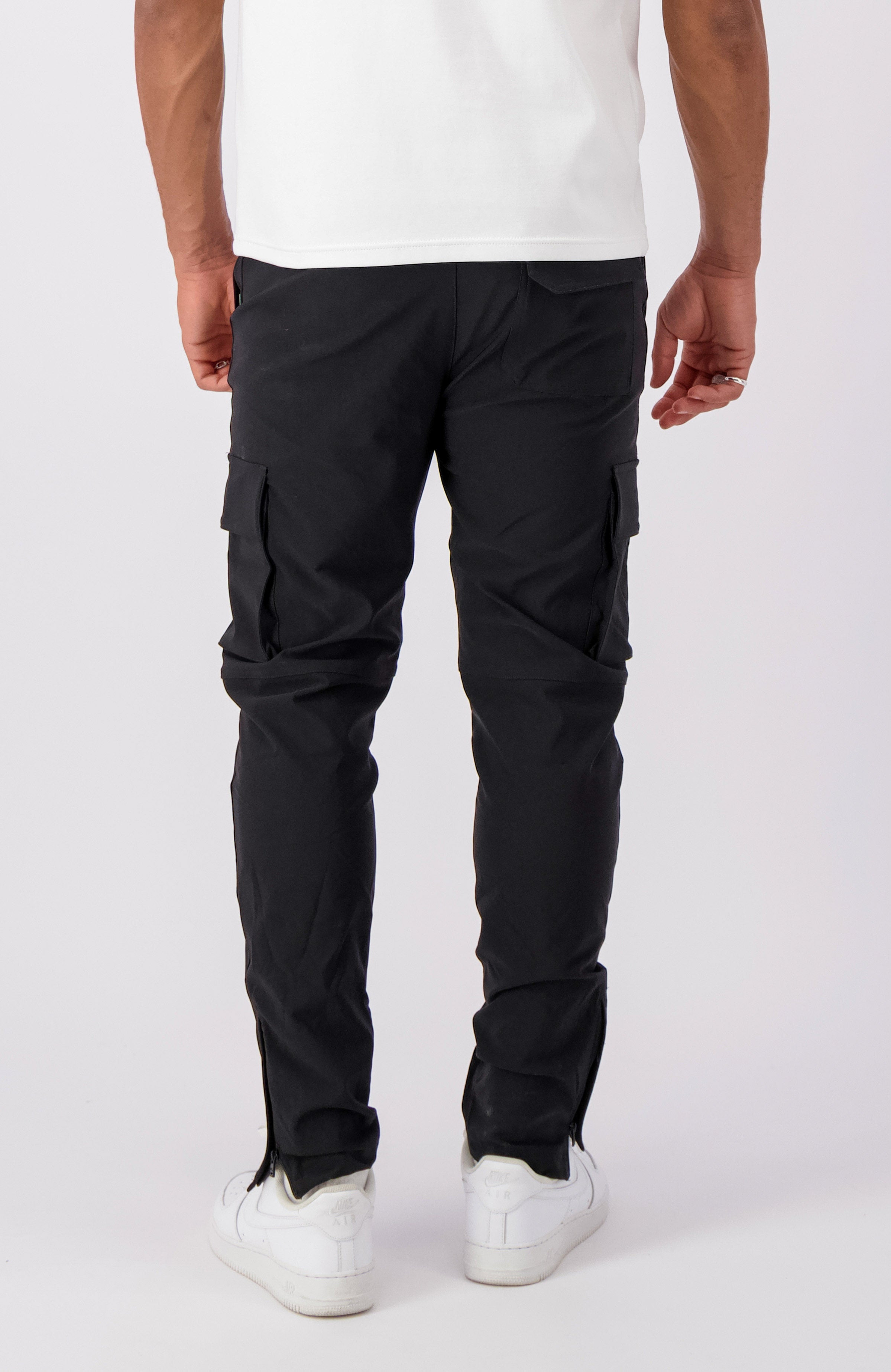DELTA CARGO PANTS | Schwarz