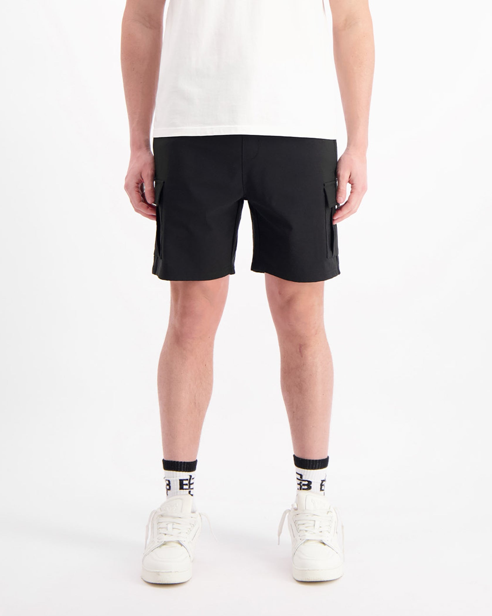 DELTA CARGO SHORTS | Schwarz