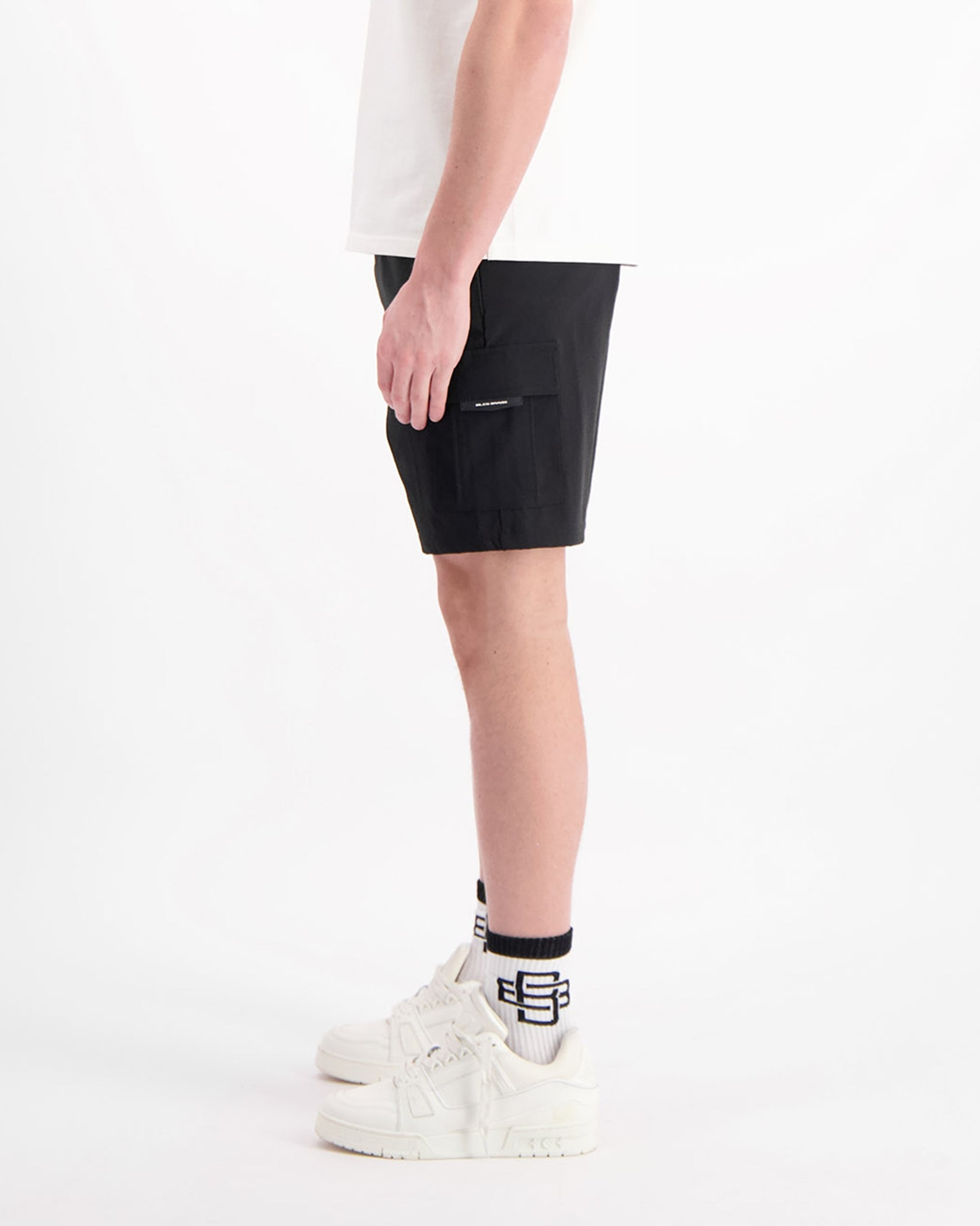 DELTA CARGO SHORTS | Schwarz