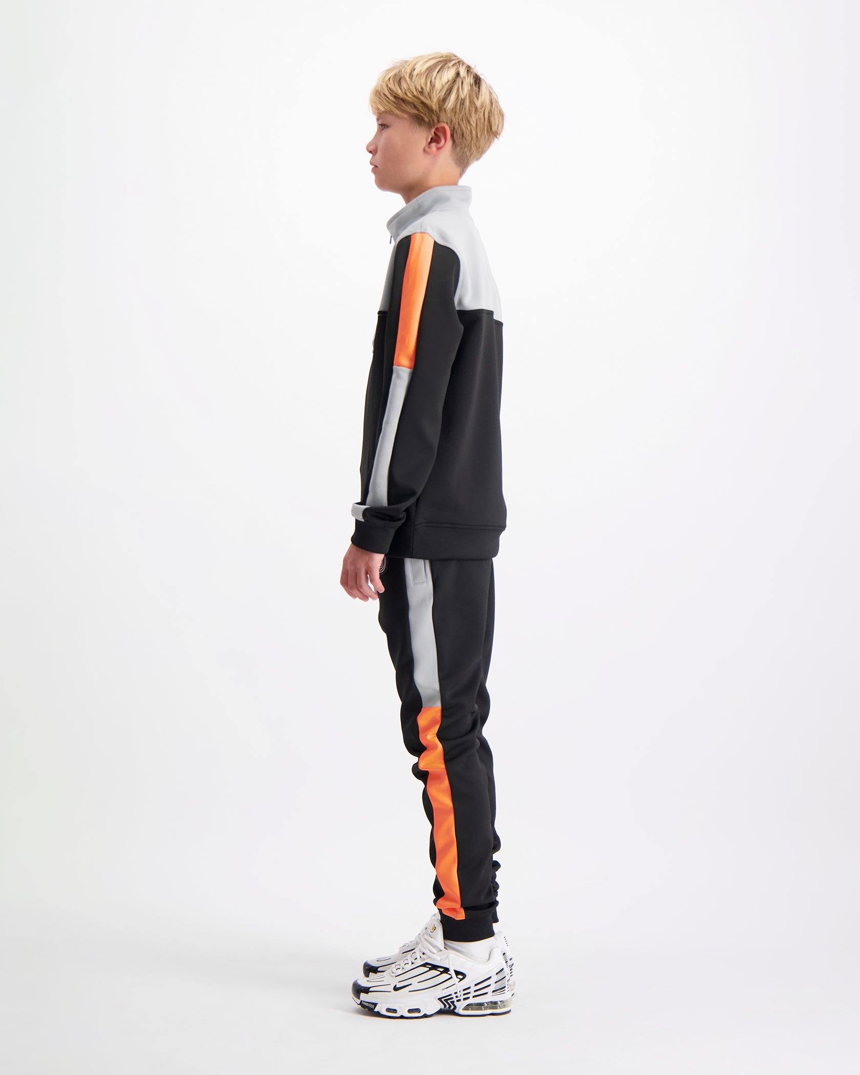 KIDS VICTORY TRACKSUIT | Schwarz