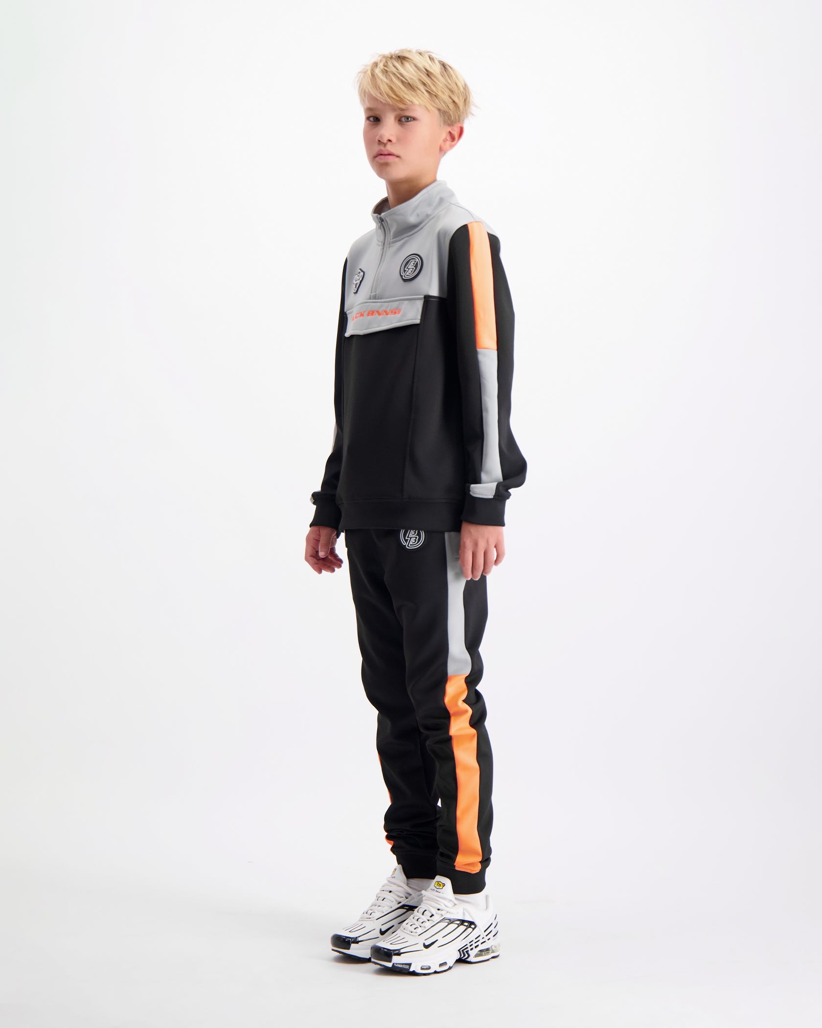 KIDS VICTORY TRACKSUIT | Schwarz