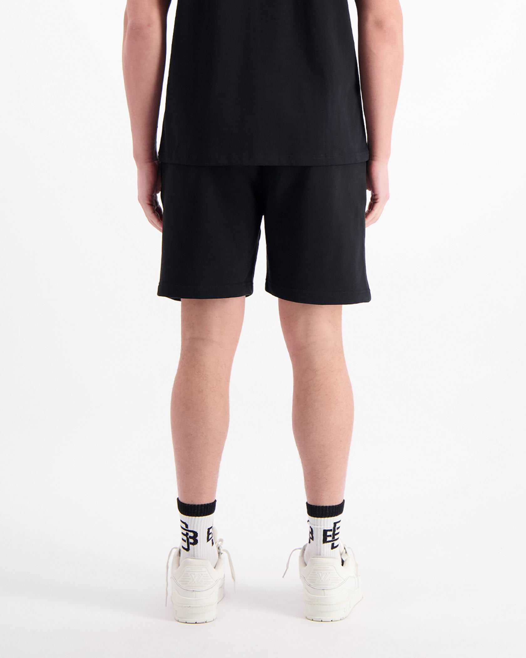 MONO RELAX SWEATSHORTS | Schwarz
