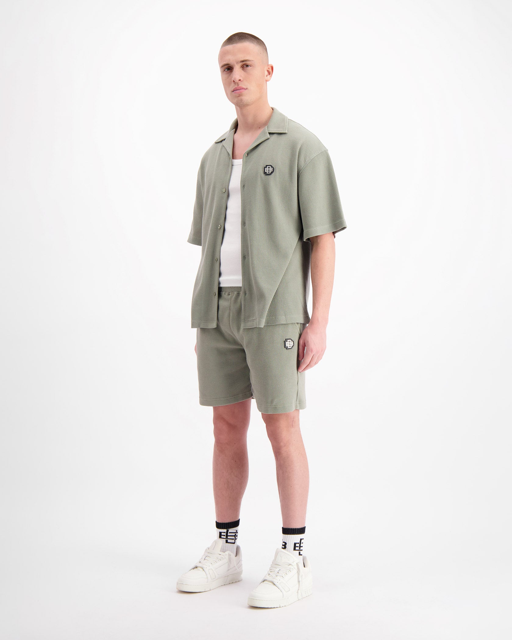MONOGRAM WAFFLE SHIRT SET | Grün