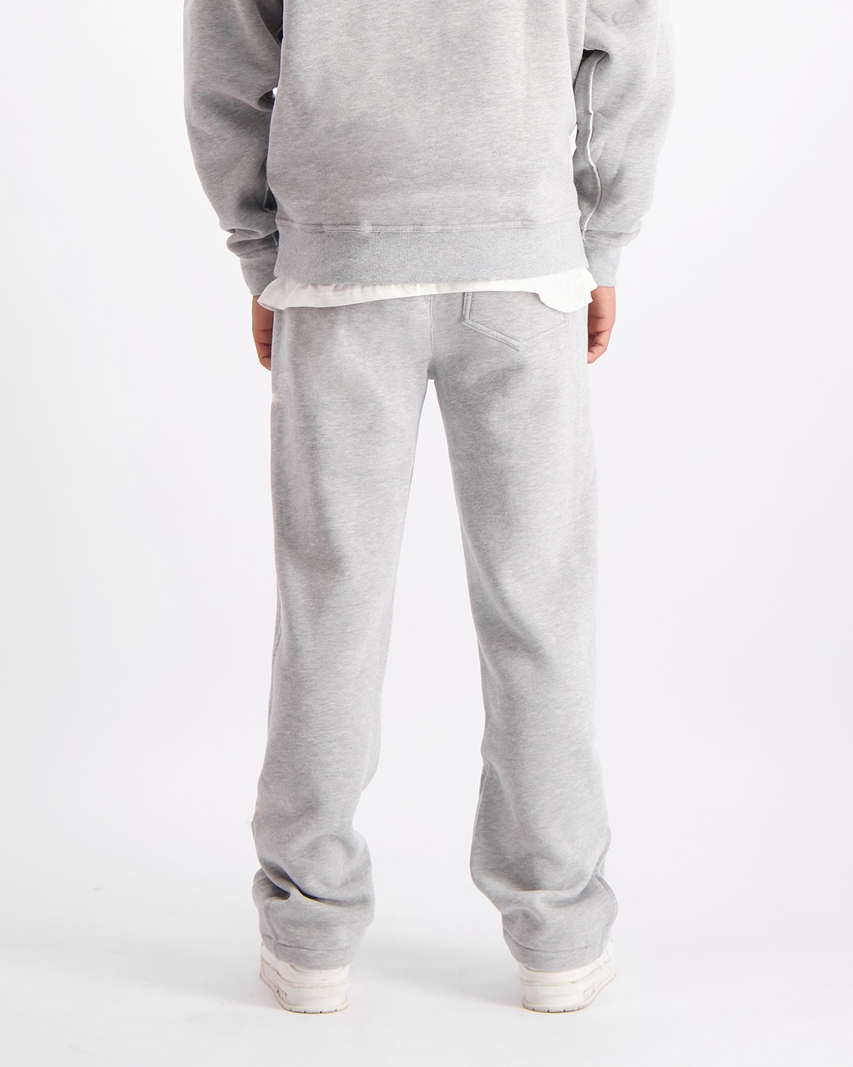 RIPPED MONOGRAM SWEATPANTS | Grau
