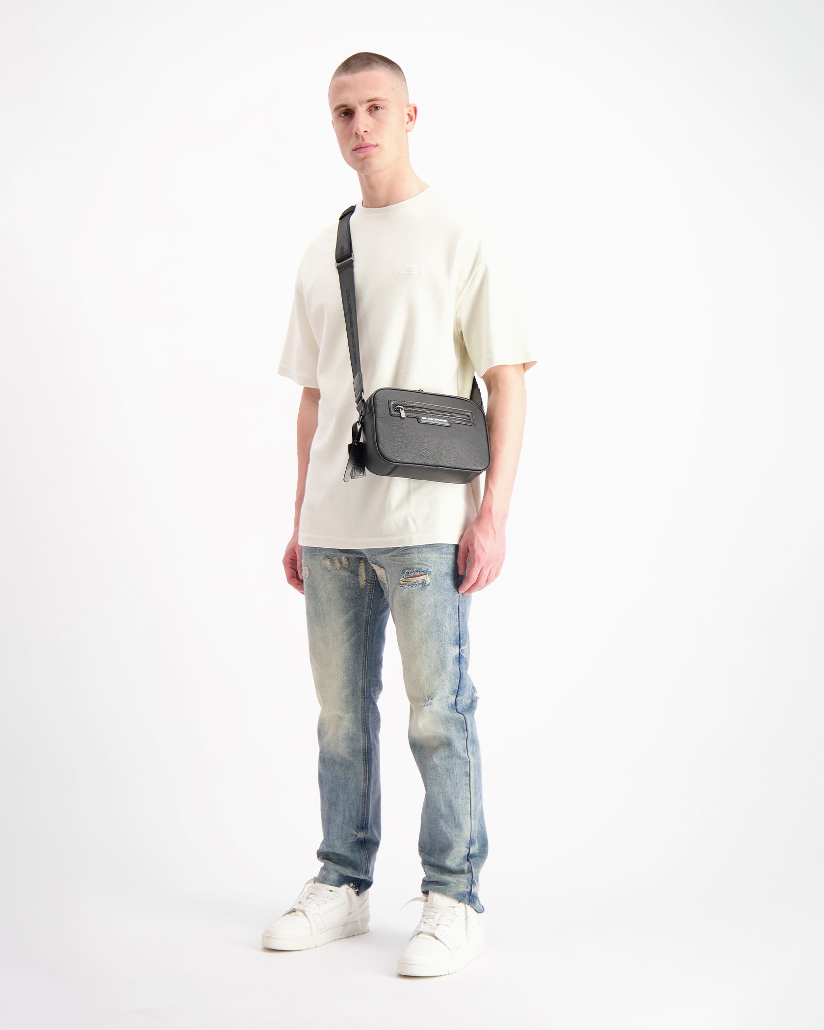 SHOULDER VAULTBAG | Schwarz