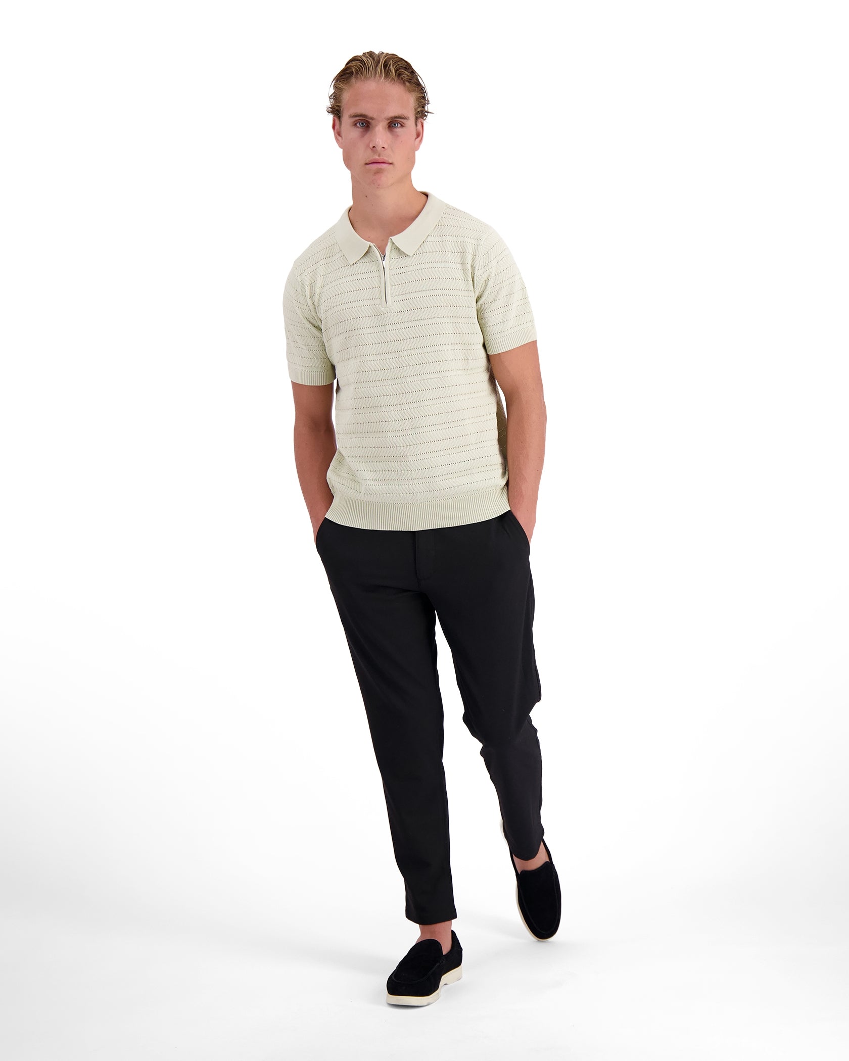 TEXTURED ZIP POLO | Grau