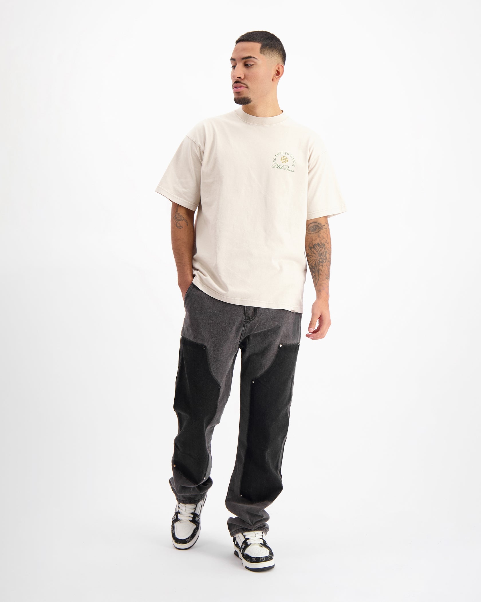 WATCHMAKER TABLE T-SHIRT | Sand